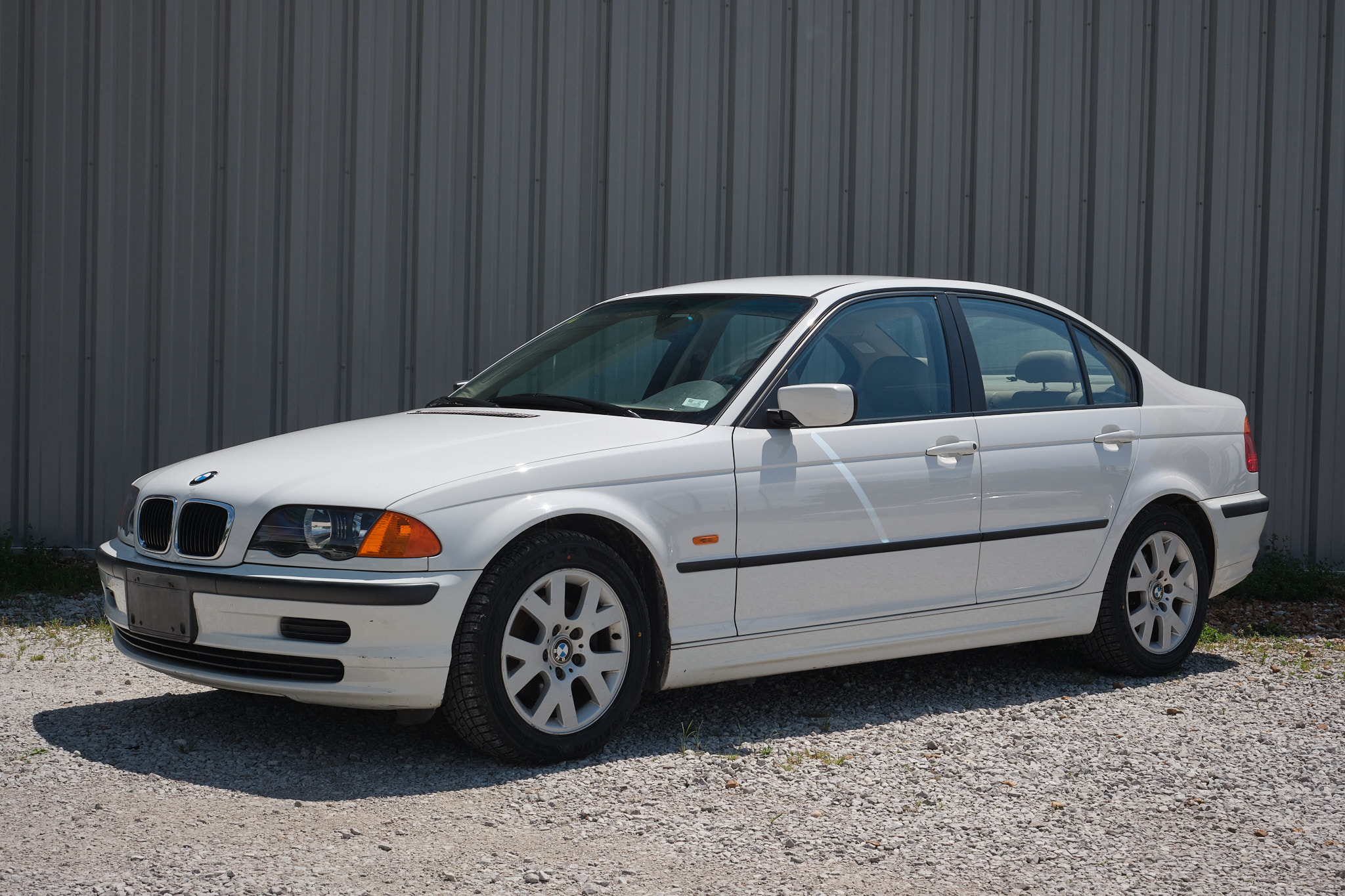 bmw 3 series 2000 WBAAM3343YKC73409 image bmw 3 series 2000 WBAAM3343YKC73409 image